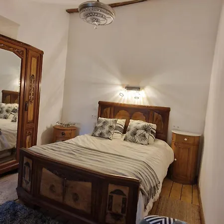 Maison Avec Grande Terrasse Сasa de vacaciones